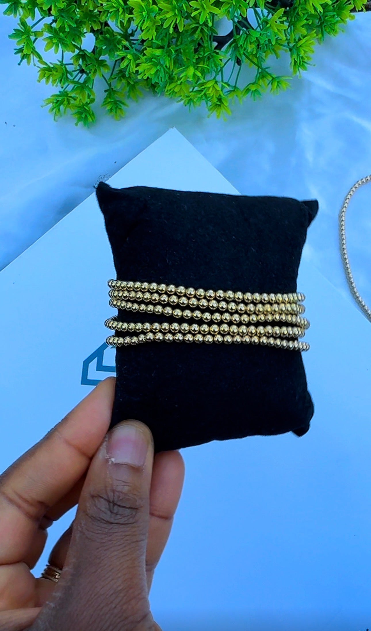 18K Solid Gold Stretchable Bangle (Shiny) | 0.9g & 1.3g | Small to Medium Wrists