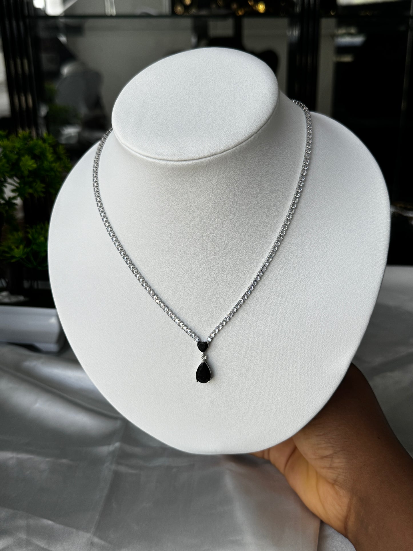 Diten1 Crystal Studded Elegant Chain Necklace