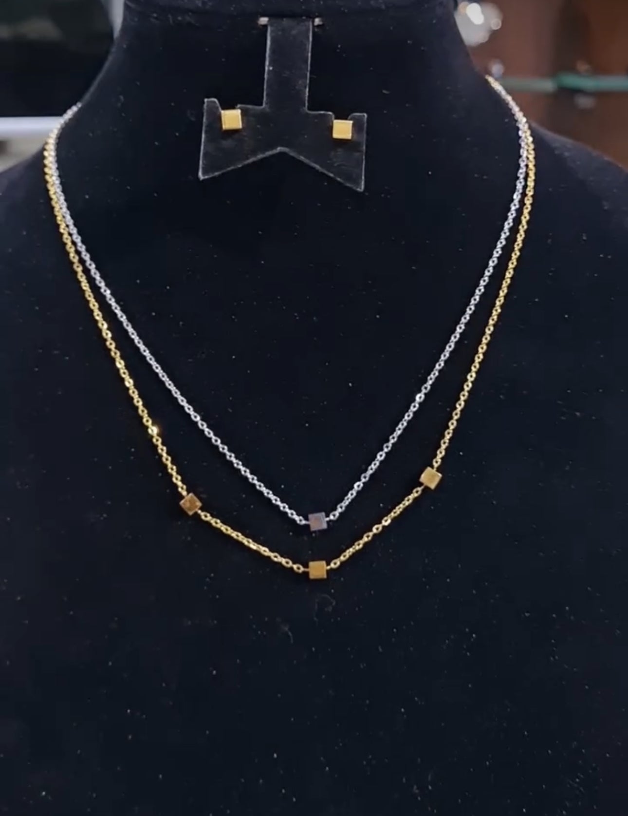 DLix Non Tarnish Hypoallergenic Elegant Party Wedding Engagement Chain Necklace Jewellery Set