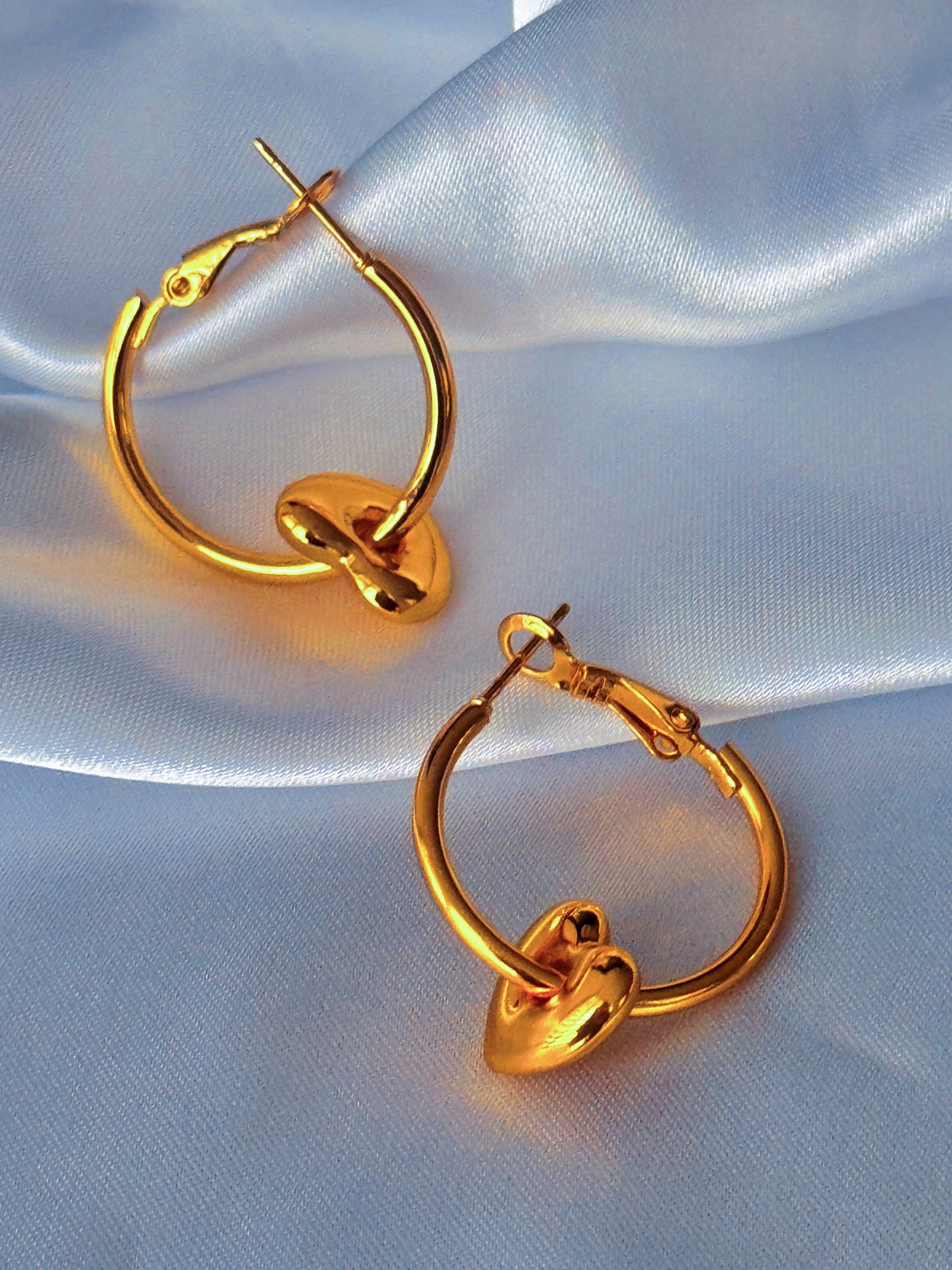 Dema 18K Gold Plated Stainless Steel Hoops For Women and Teenagers