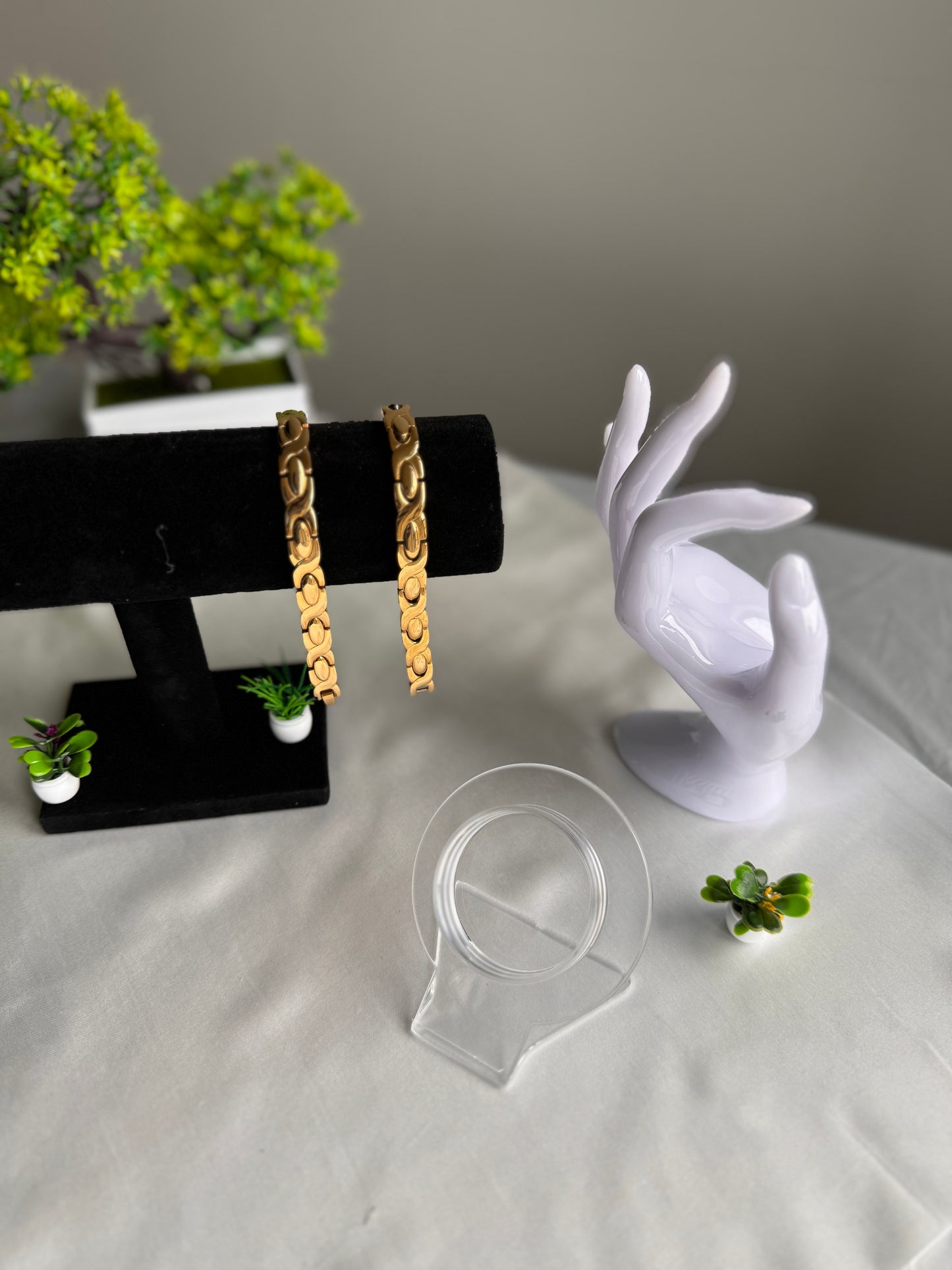 Online jewellery and bracelet store