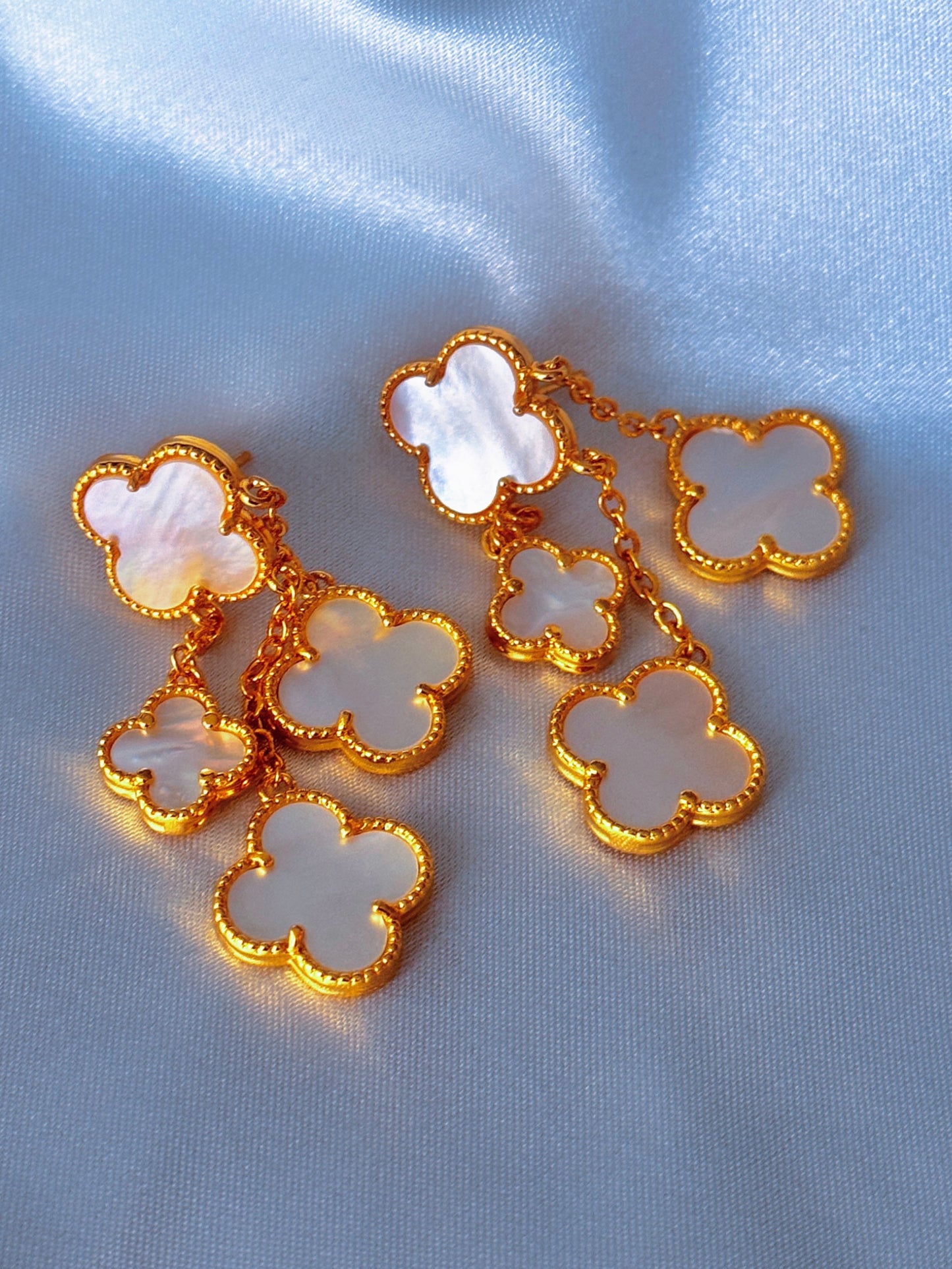Dera Lightweight Colourful Clover Earrings