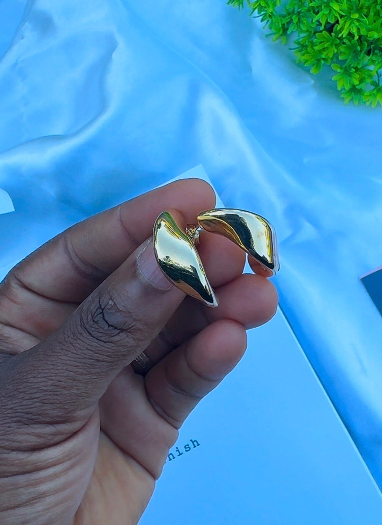 18ct Real Gold Bold & Shiny Stud Earrings | 2.5g