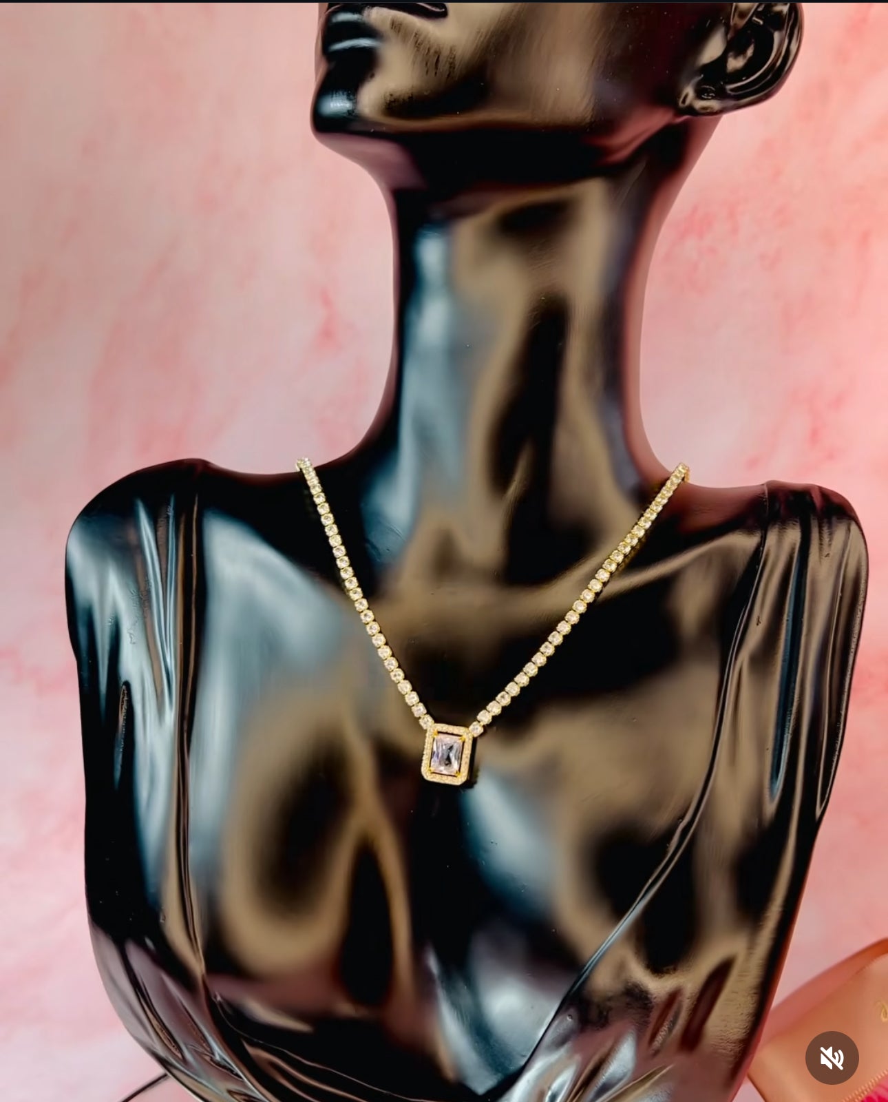 Diten1 Crystal Studded Elegant Chain Necklace