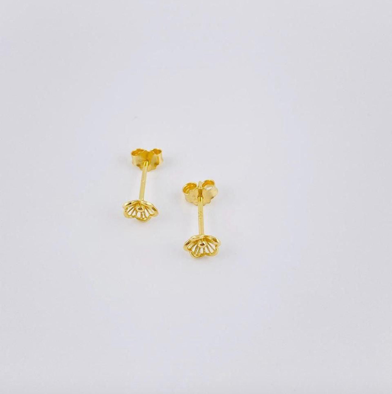Degems 18ct Real Gold Pin Stud Earrings