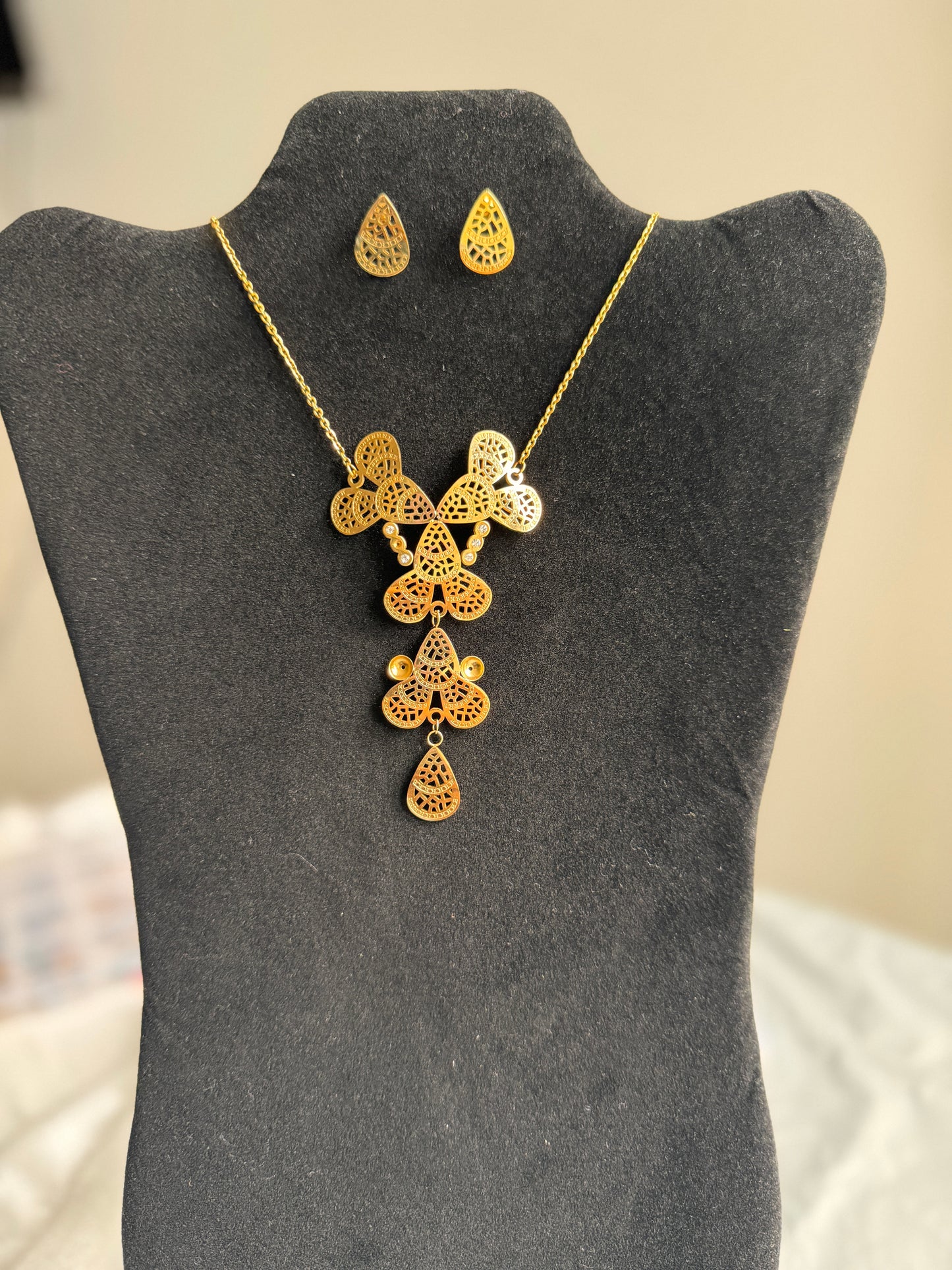 Order the Dijja Super Double Electroplated Stainless Steel Bold Jewellery Set