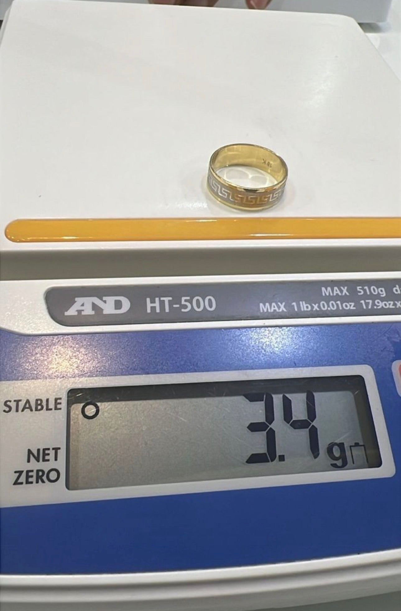 Defapp 18 Karat Pure Gold Wedding Band | Ring Size 6.5