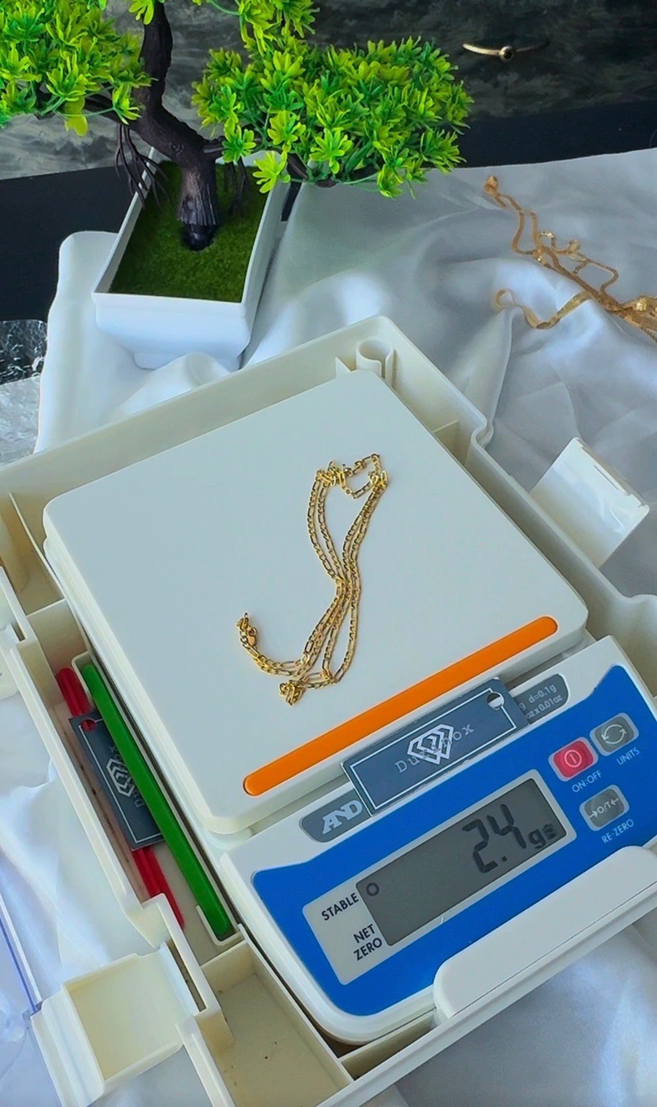 18 Karat Real Gold Figaro Chain Necklace 20 & 22 Inches