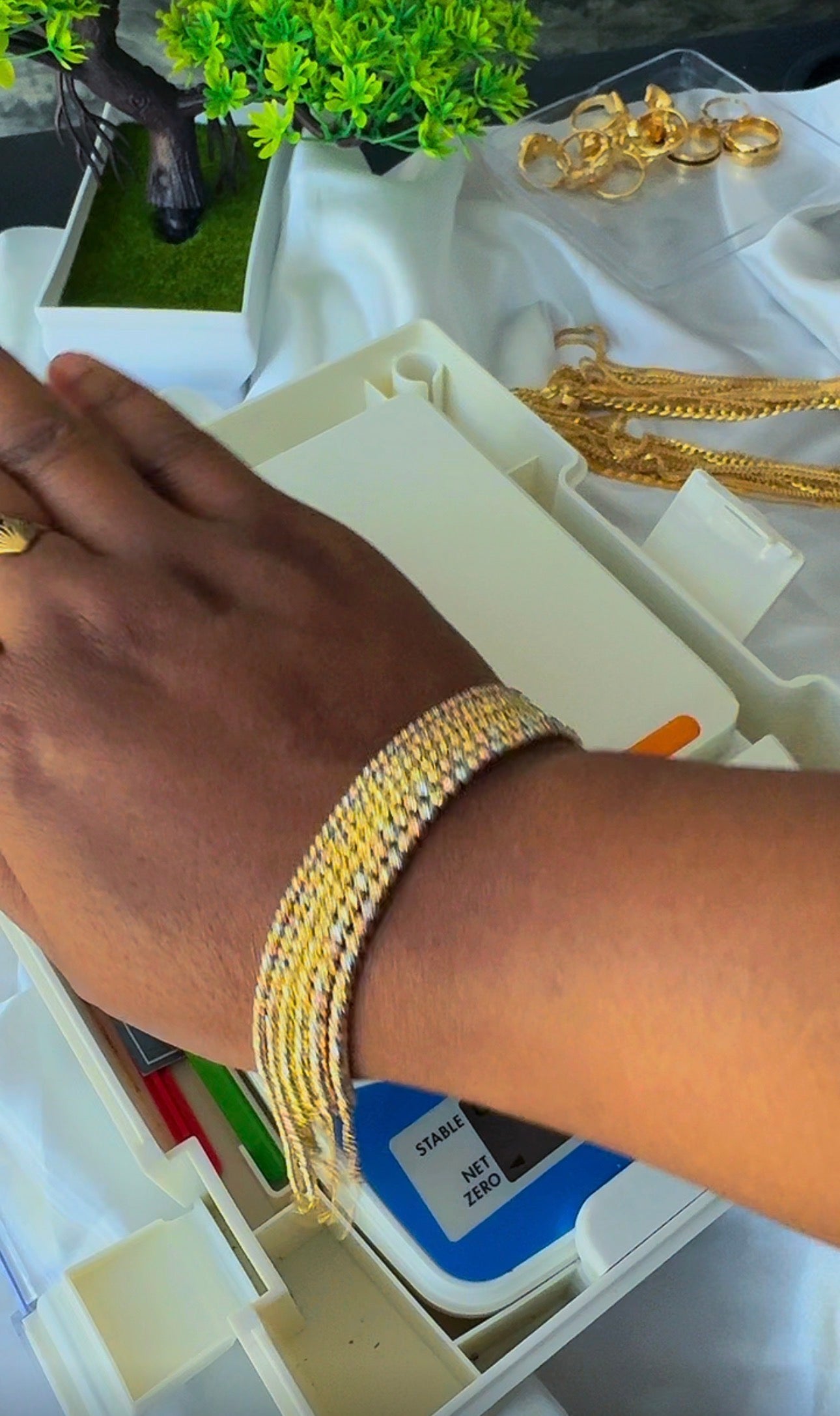 18K Solid Gold Diamond Cut Bracelets | 7.5 Inches