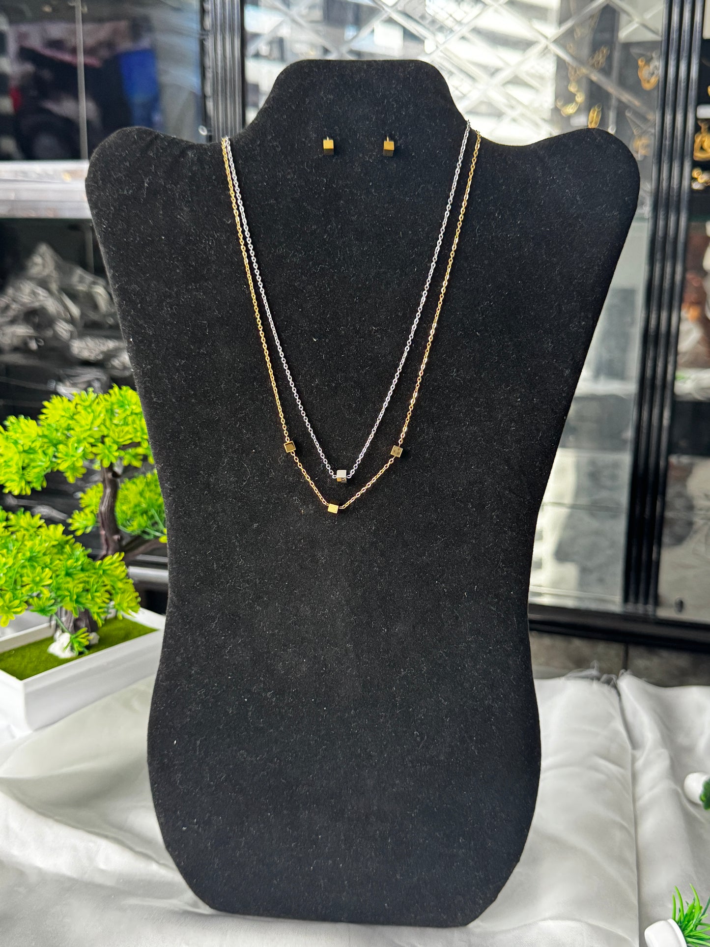 DLix Non Tarnish Hypoallergenic Elegant Party Wedding Engagement Chain Necklace Jewellery Set