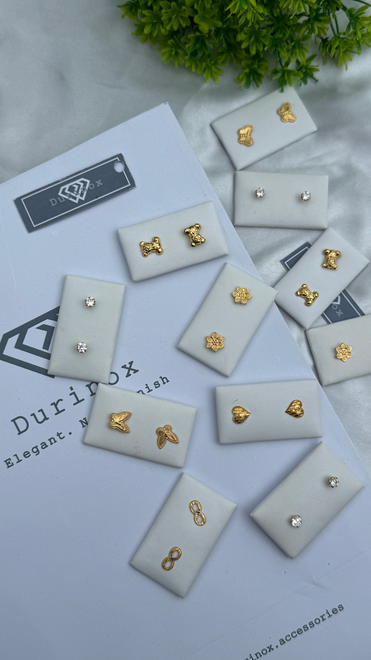 18 Karat Solid Gold Screw Stud Earrings