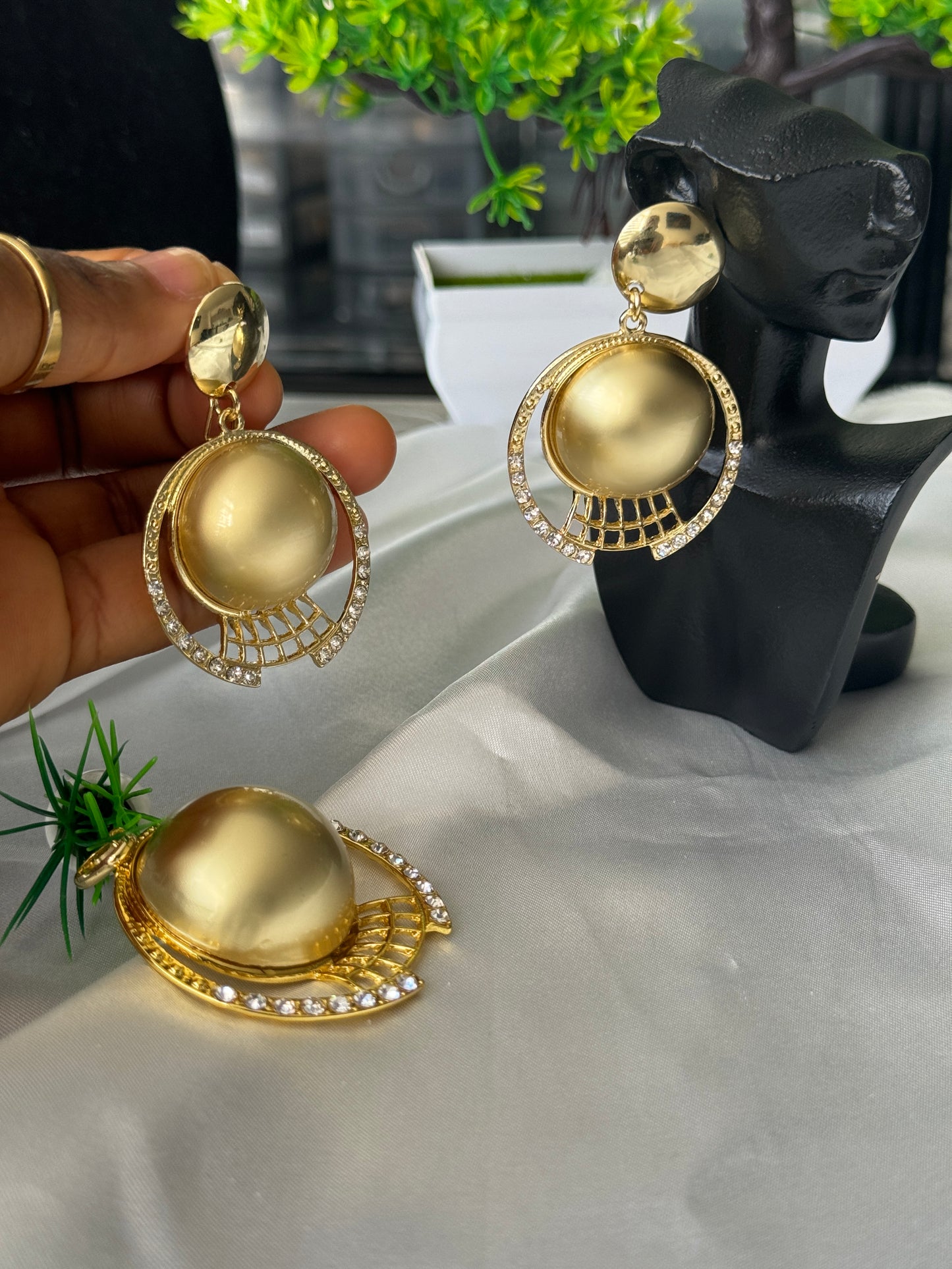 Elegant gift set for her