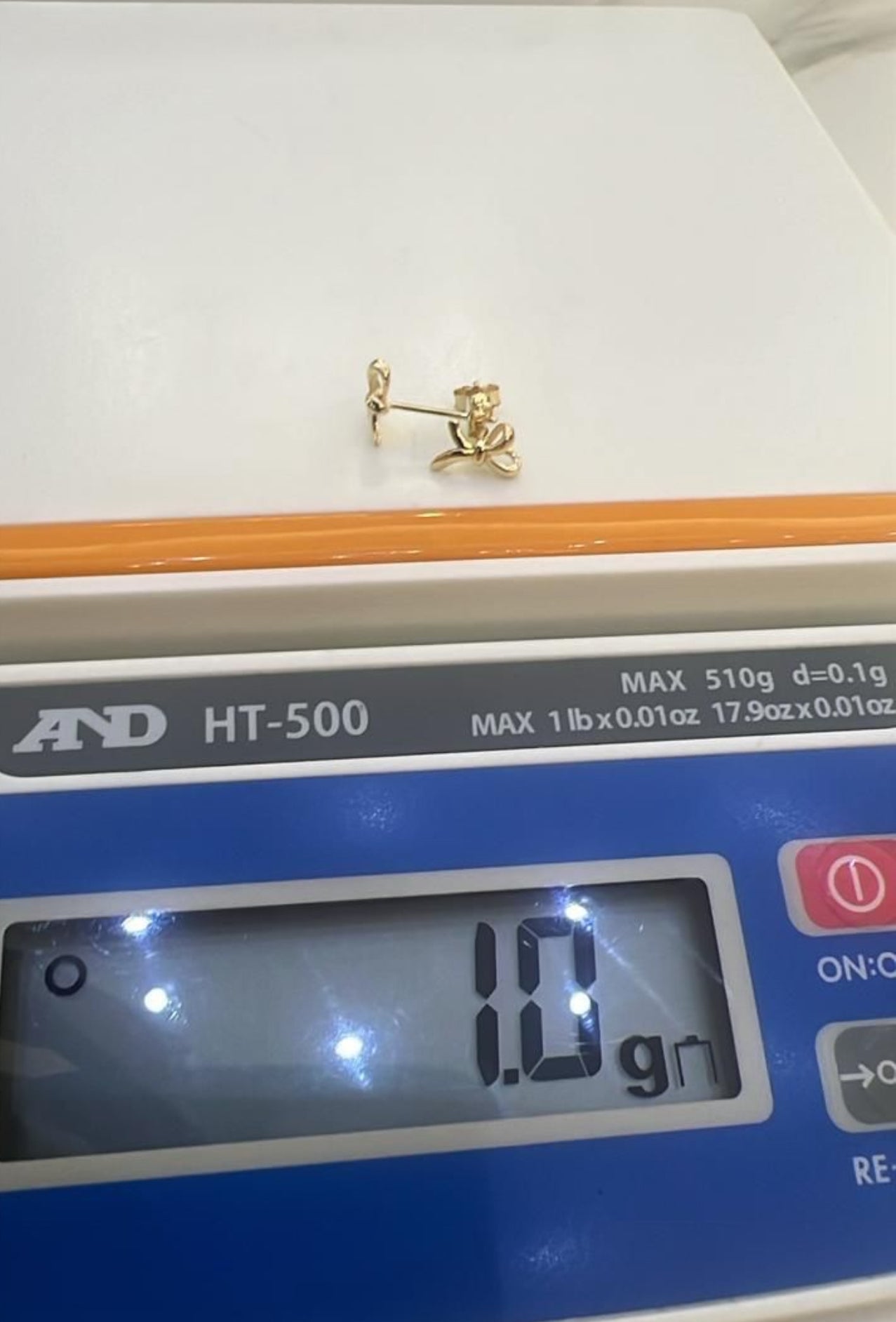 Degems 18ct Real Gold Pin Stud Earrings