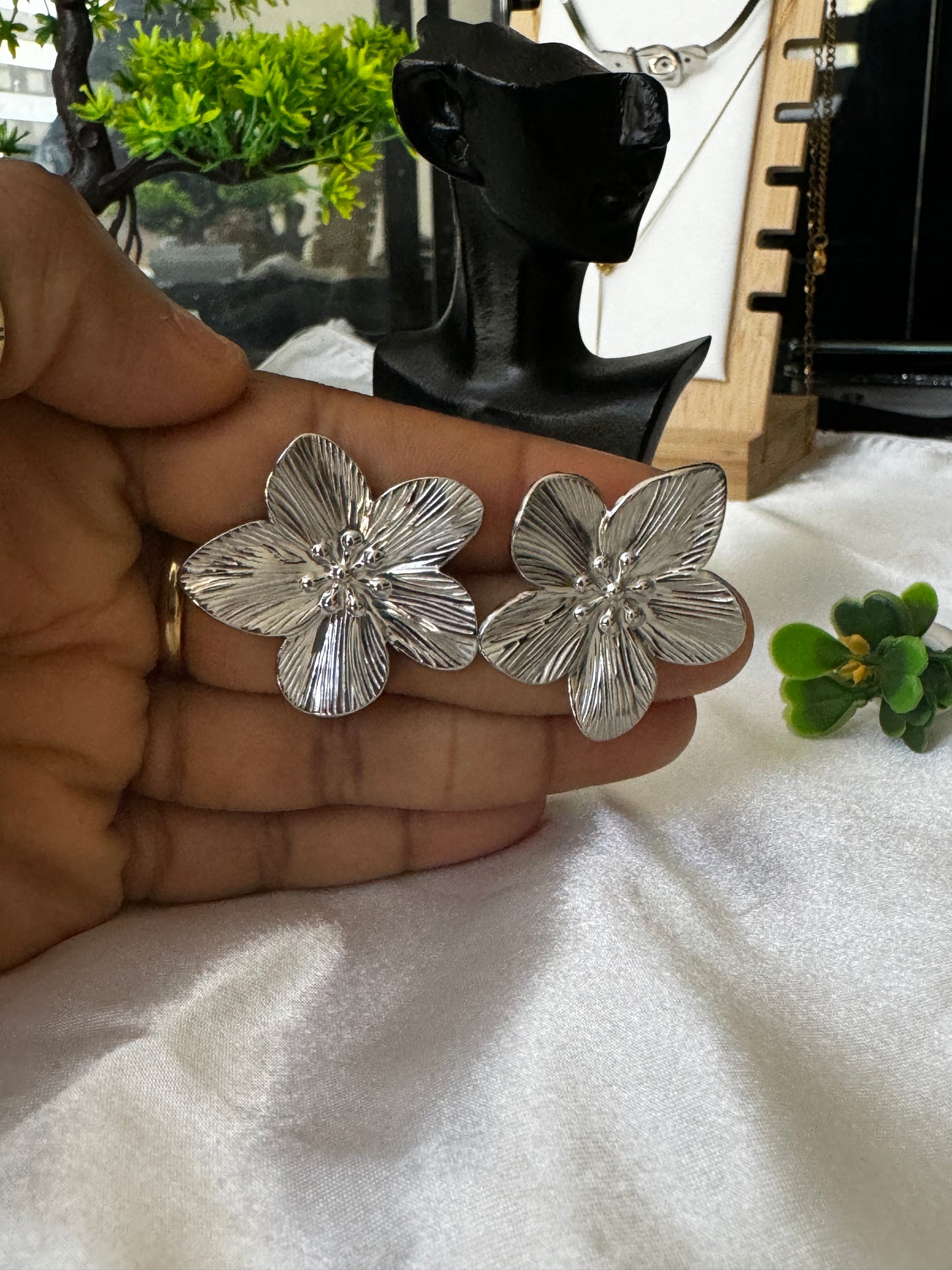 Order Dema Stainless Steel Jewellery