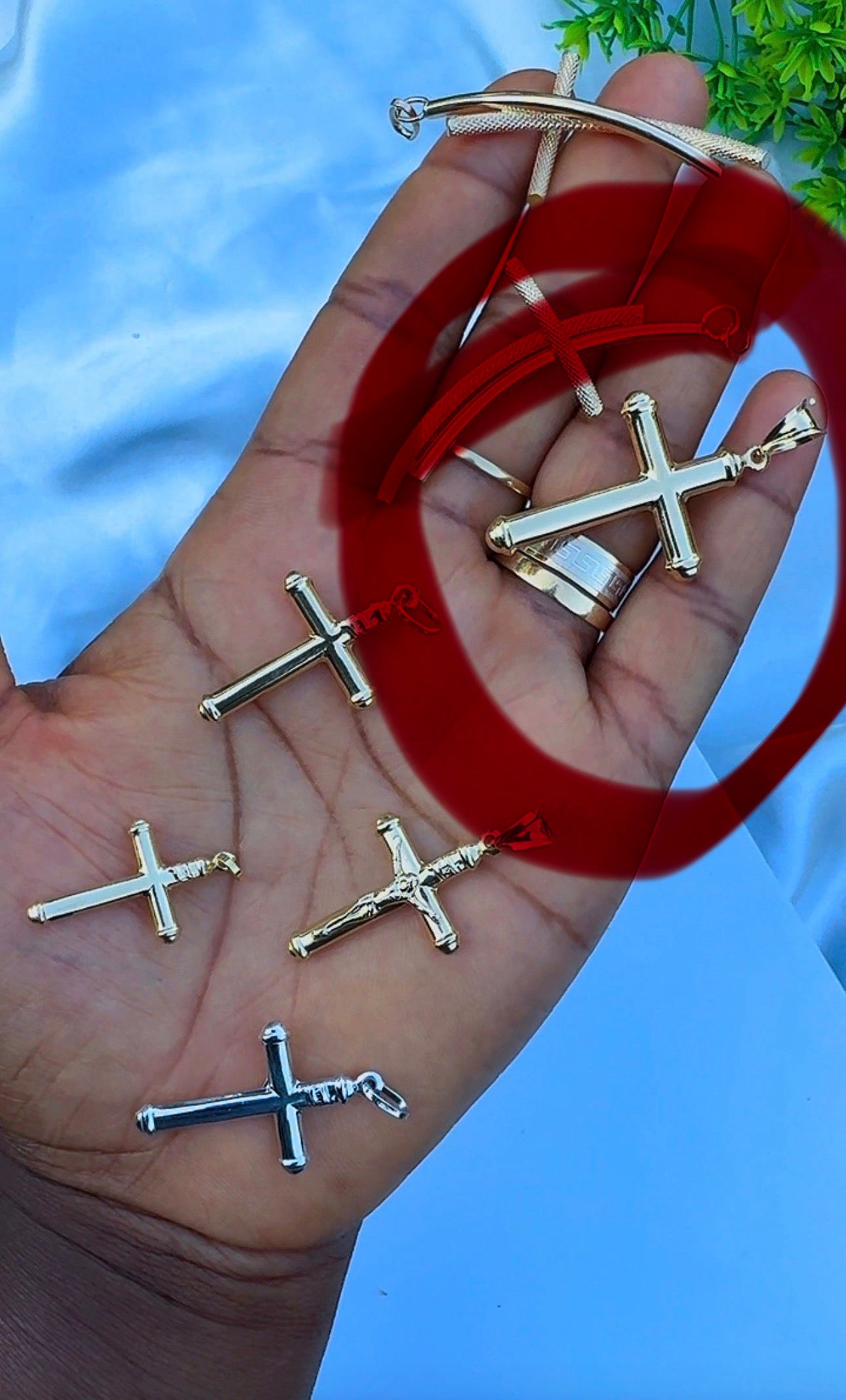18k Solid Gold Cross Pendant | 2.4g