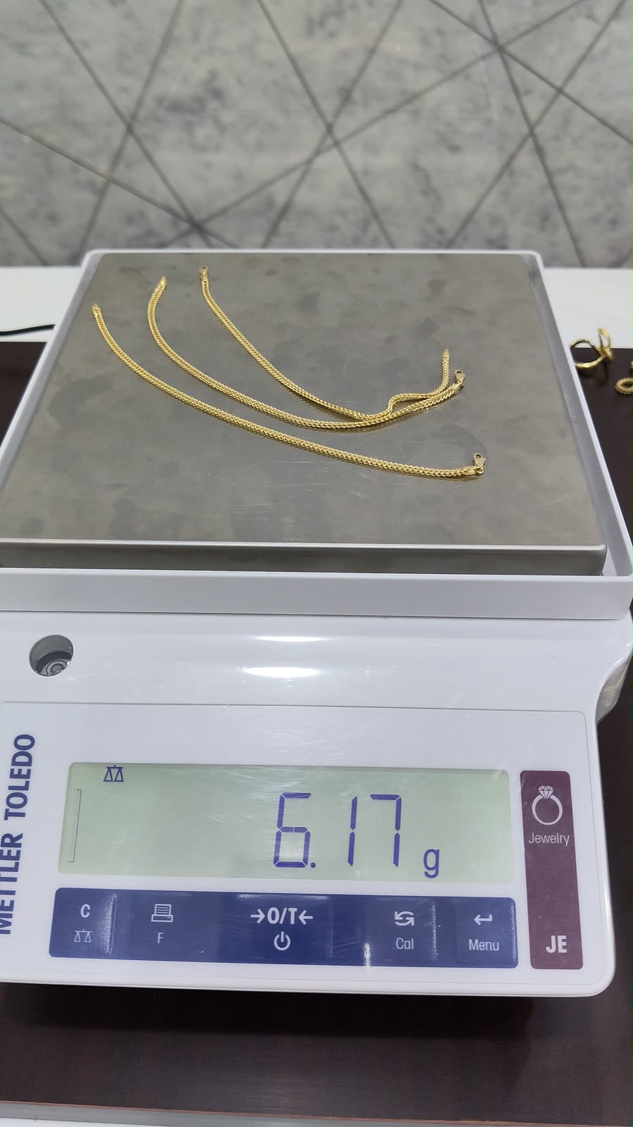 18K Solid Gold Franco Bracelet – 2.1g & 3.1g - 7.5 Inches
