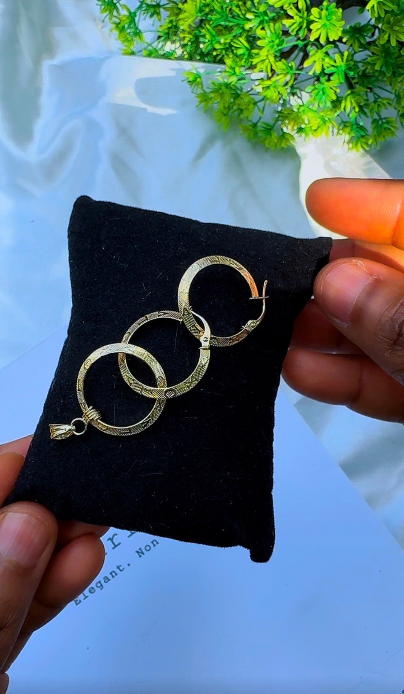 18K Solid Gold Dainty Round Earrings & Pendant Jewellery Set | 1.8g
