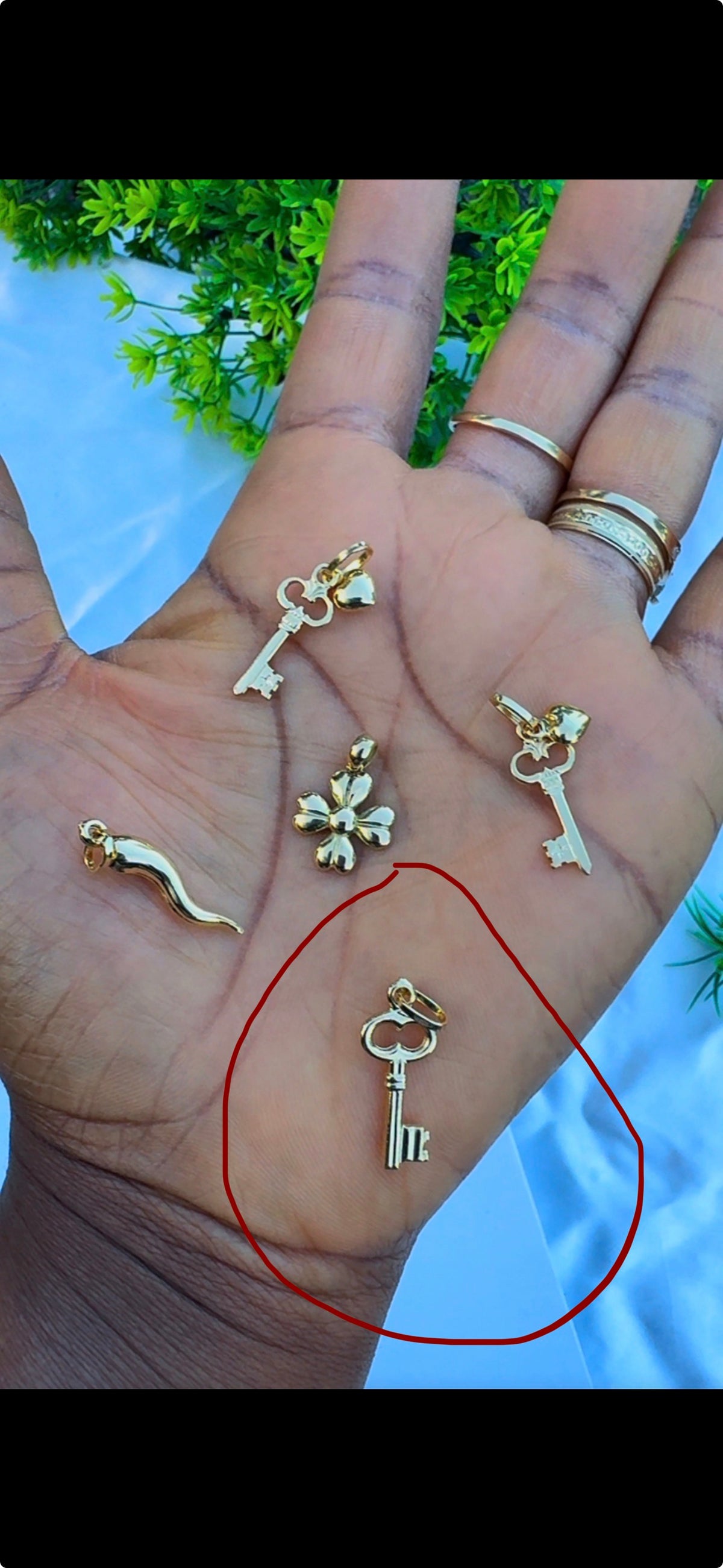 18ct Real Gold Key Pendant - 0.9g