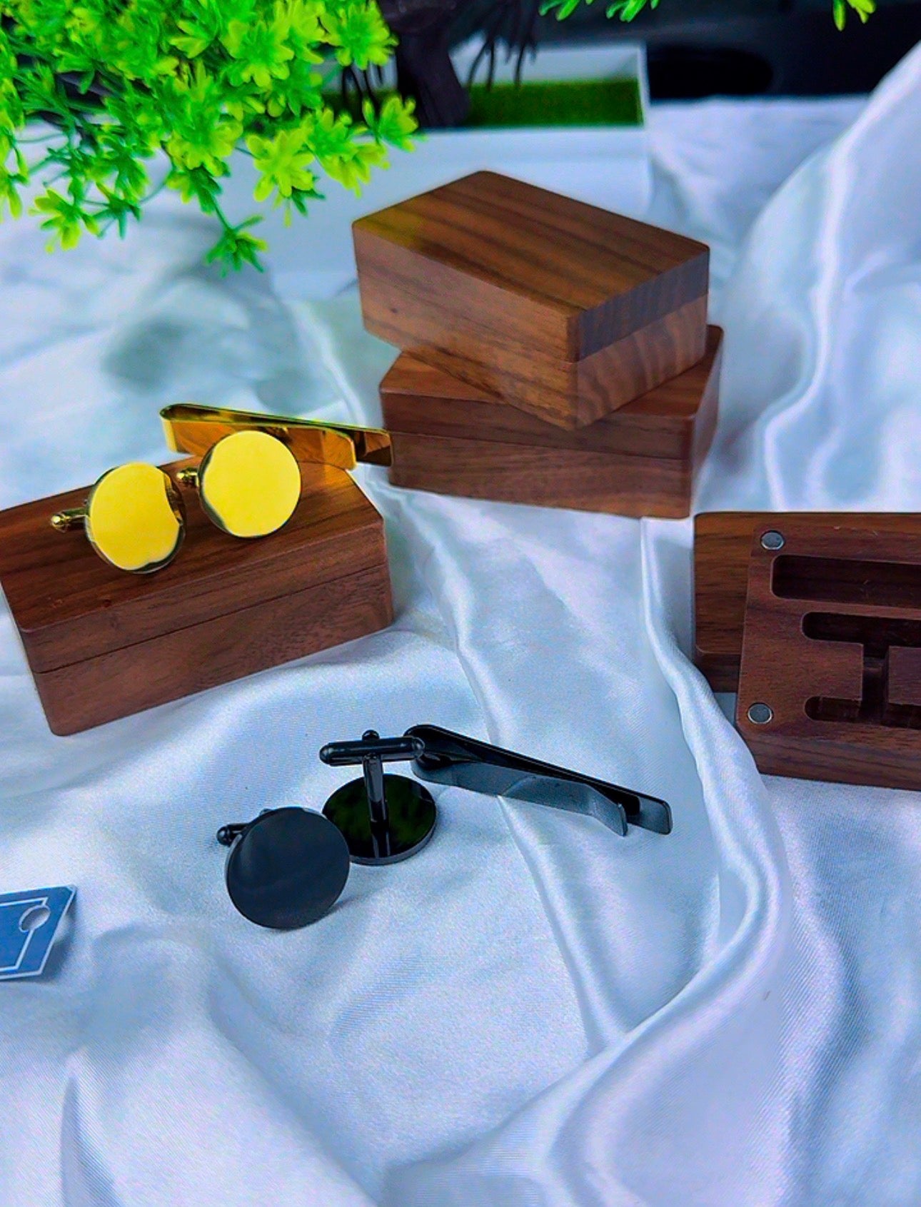 DuriBox Handmade Quality Walnut Wood Cufflinks Box Cufflinks Organizer Engraved Cufflinks & Tie Clip Wood Box Gift Set For Men