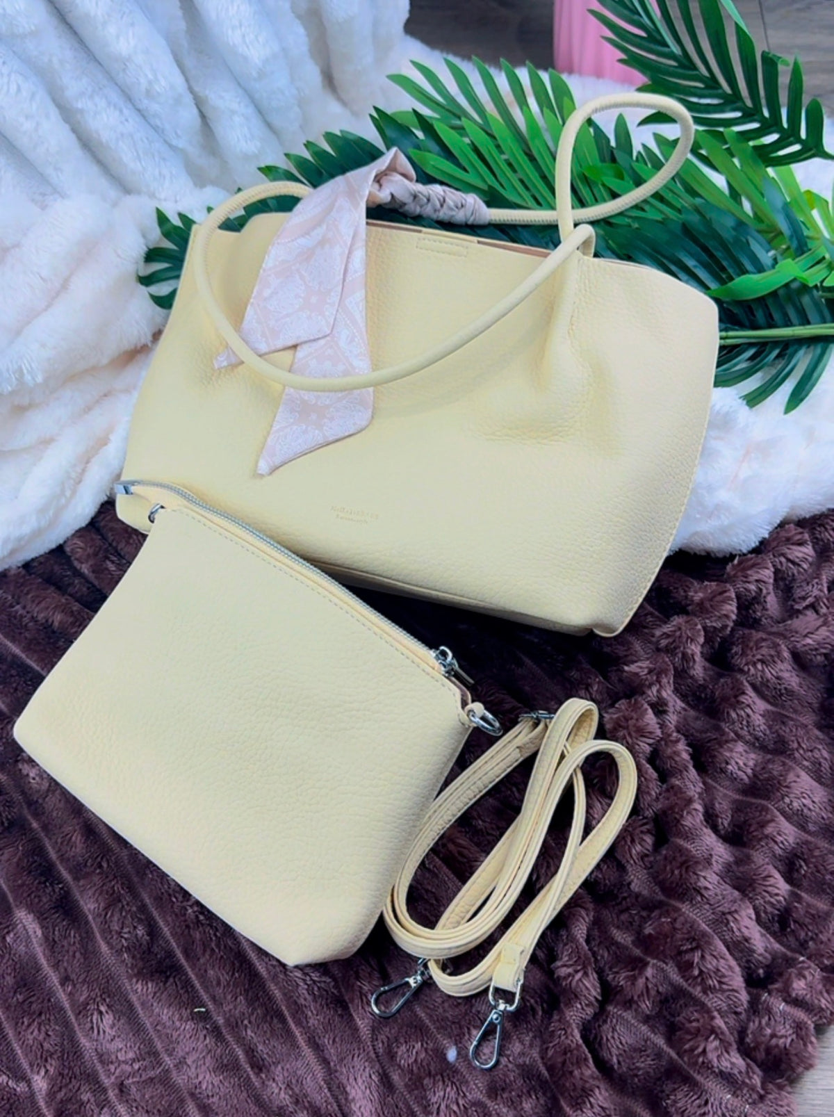 Women’s Off-White Pebbled Leather Dual-Handle 3-in-1 Big Tote Bag | LARYZ Everyday 047 | Big