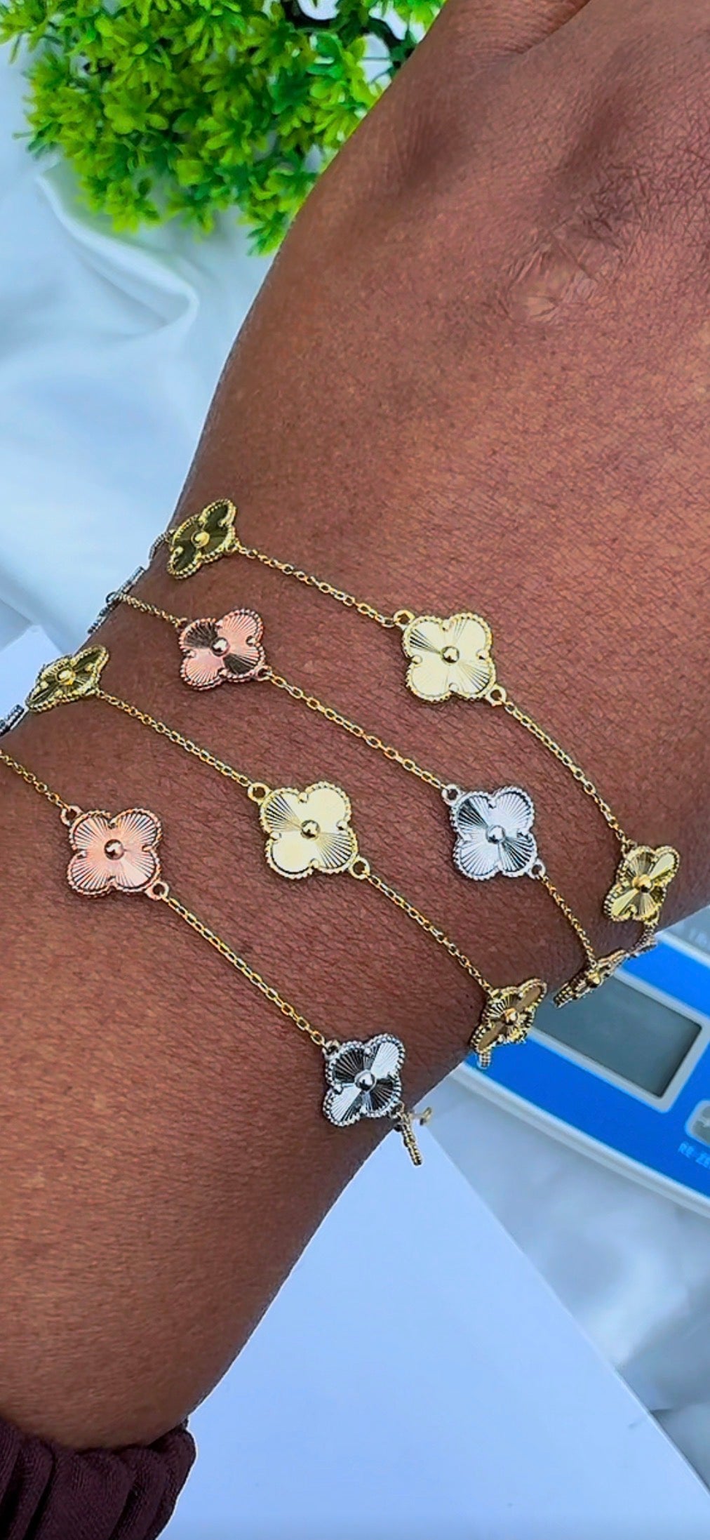Defag 18K Solid Gold Clover Bracelets 7.5 Inches | 8mm