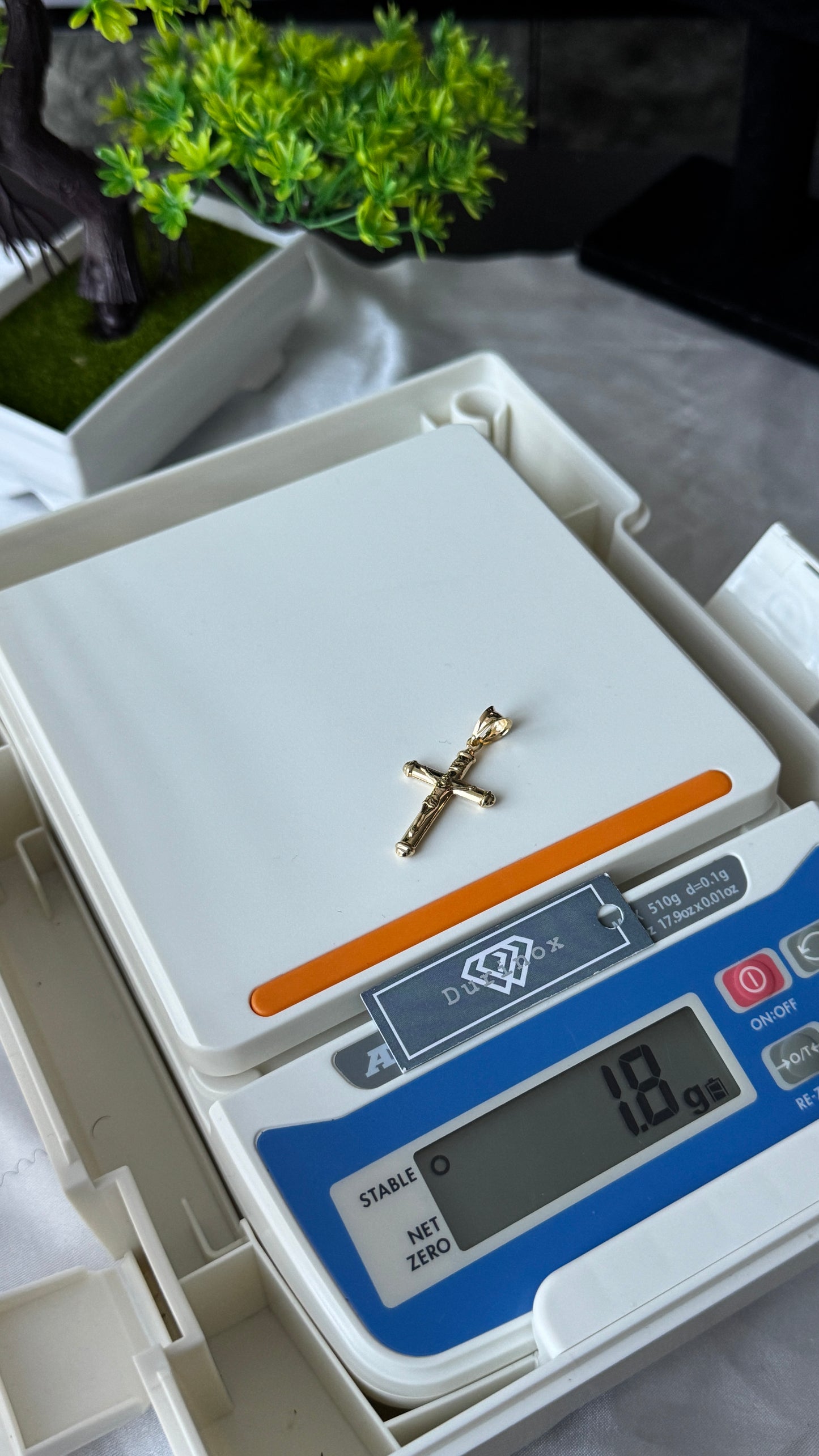 18K Solid Gold Cross Pendant | 1.8g
