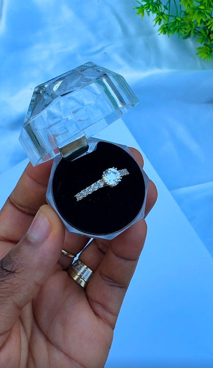 18K Solid Gold Engagement Ring For Women | Size 9 | 3.2g