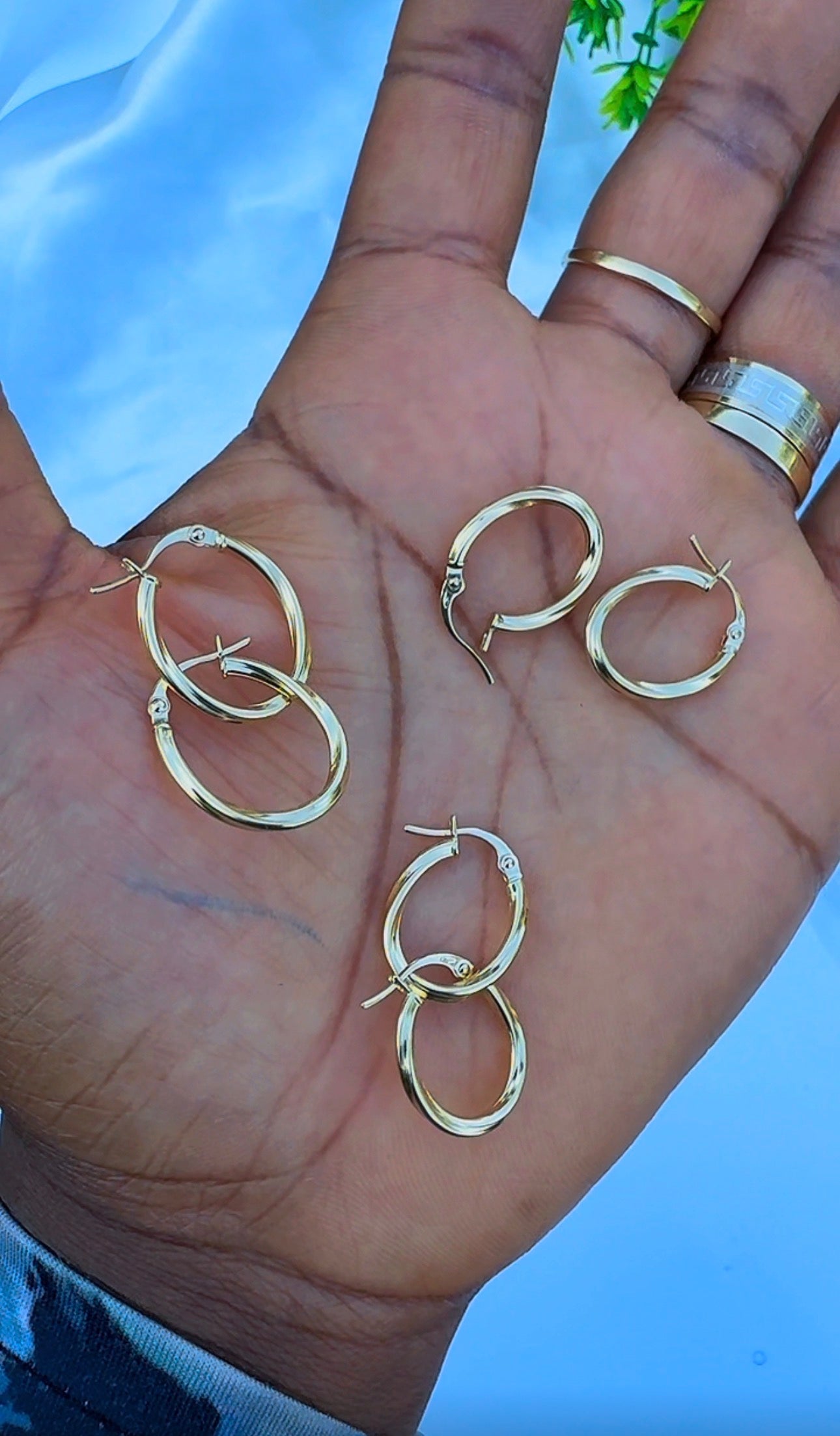 18K Solid Gold  Polished Hoop Earrings | 0.9g & 1g