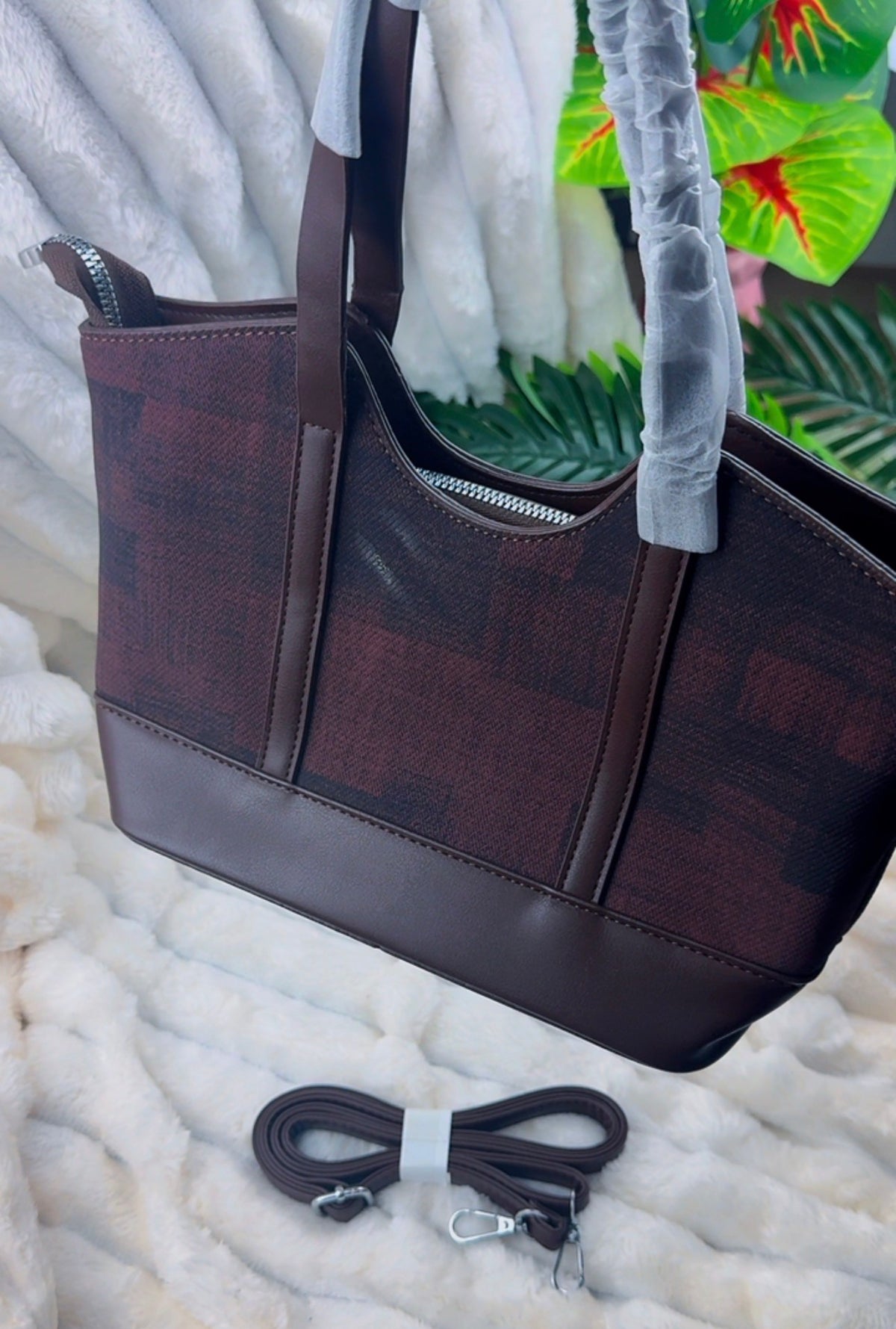 Brown Fabric Patch Handbag | LARYZ Everyday - 030 | Medium