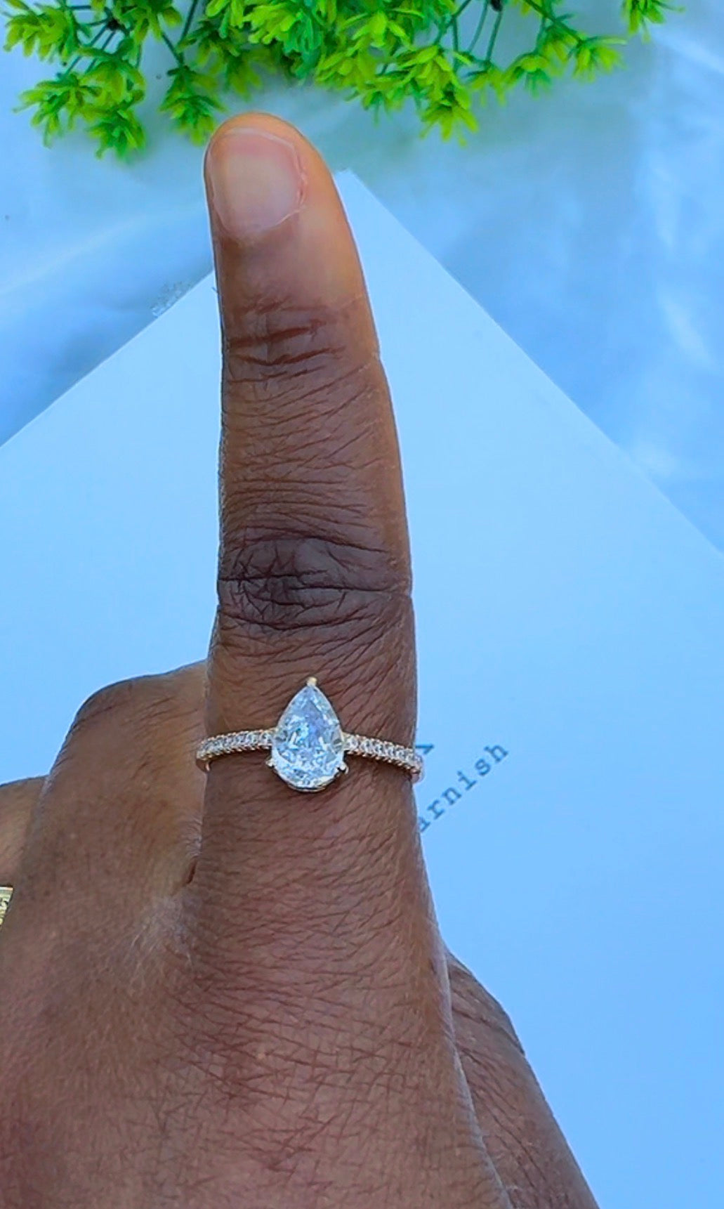 18K Solid Gold Pear Cut | Teardrop Gemstone Ring - Size 8 - 2.6g