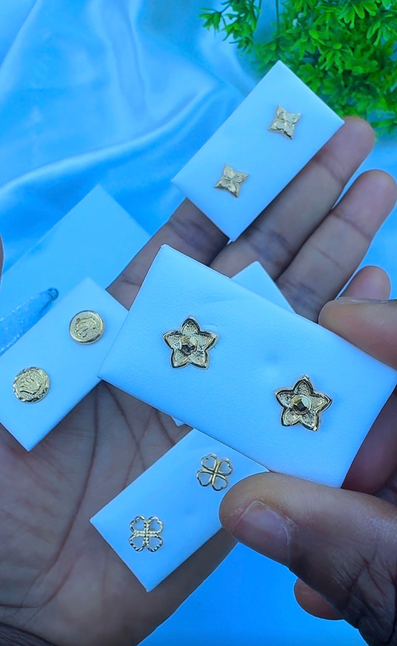 18 Karat Solid Gold Screw Stud Earrings