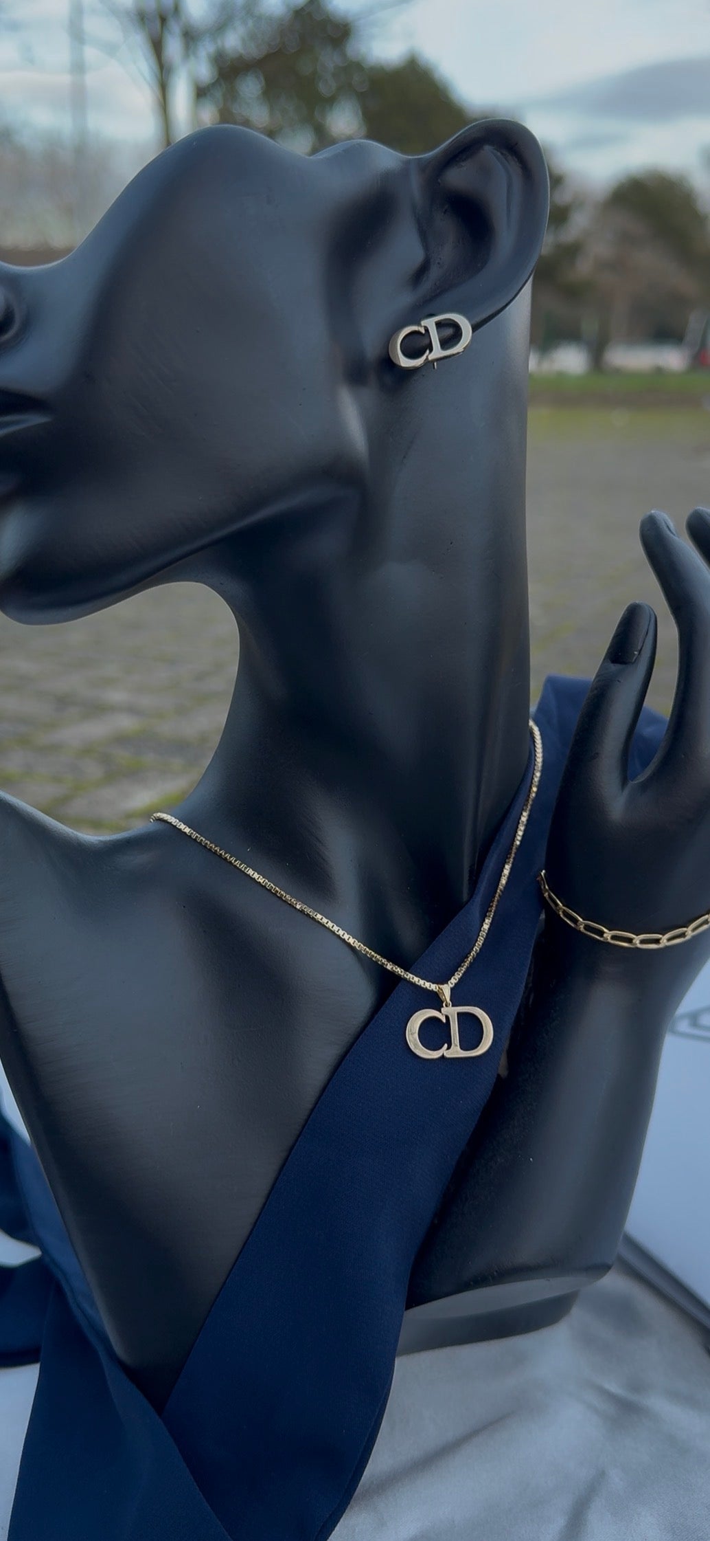 Deegah 18K Pure Gold Earrings & Pendant Jewellery Set