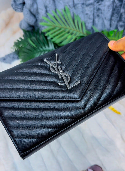 Scratch Resistant Genuine Calfskin Leather {Black & Beige} Wallet on Chain - LASi012