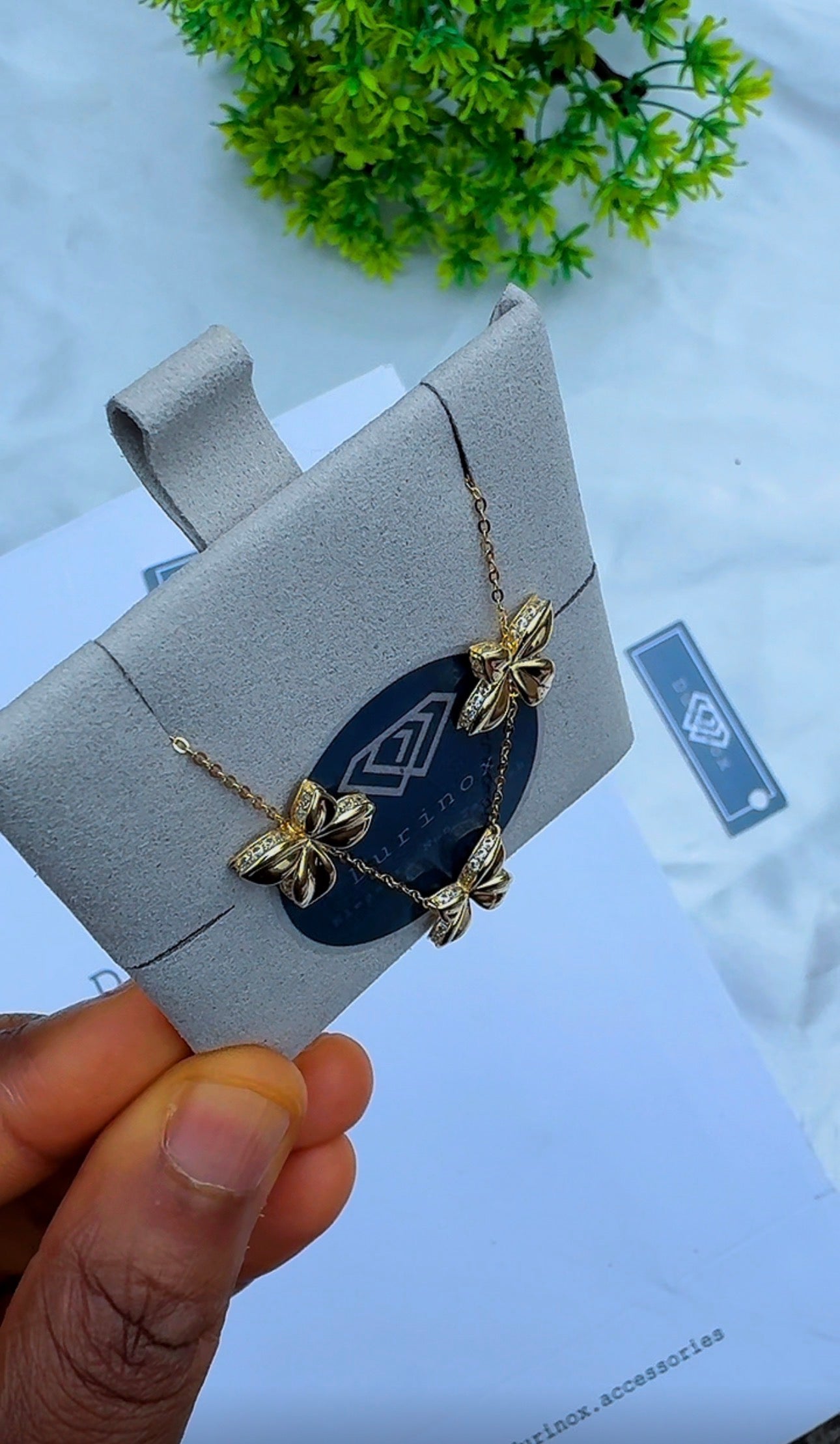 18ct Yellow Gold Floral Station Necklace (5.2g) | 17” + 1” (18 Inches)