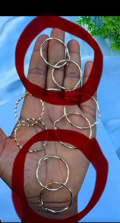 18K Solid Gold Medium Hoop Earrings | 1.5g & 1.63g