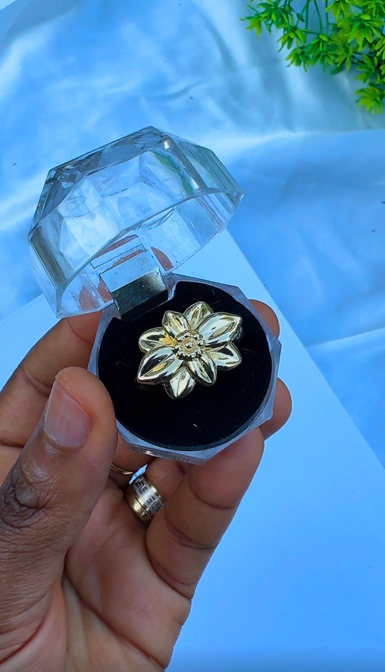 18K Solid Gold Chunky Fashion Rings For Women- Lightweight 1g or Less (Extra Extra)