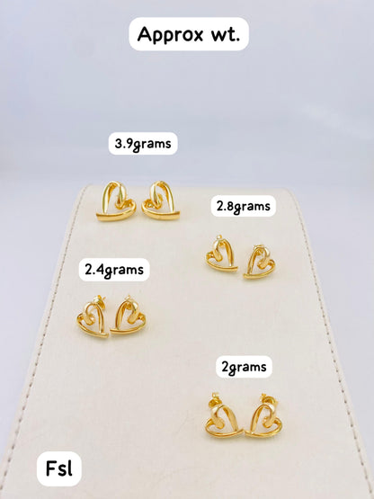 Deget 18 Karat Pure Gold Love Stud Earrings