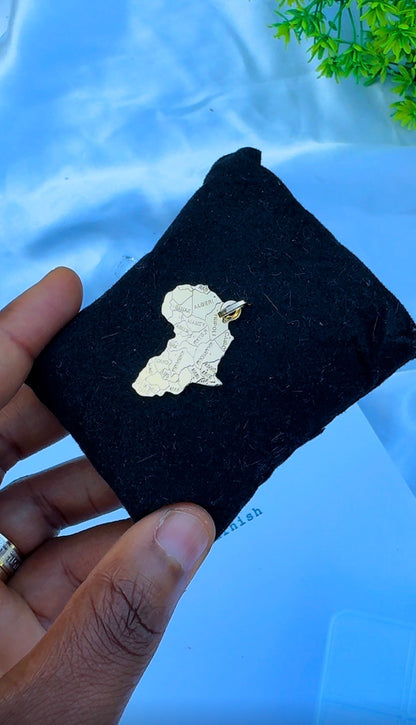 18K Solid Gold African Continent Pendant | 2.24g