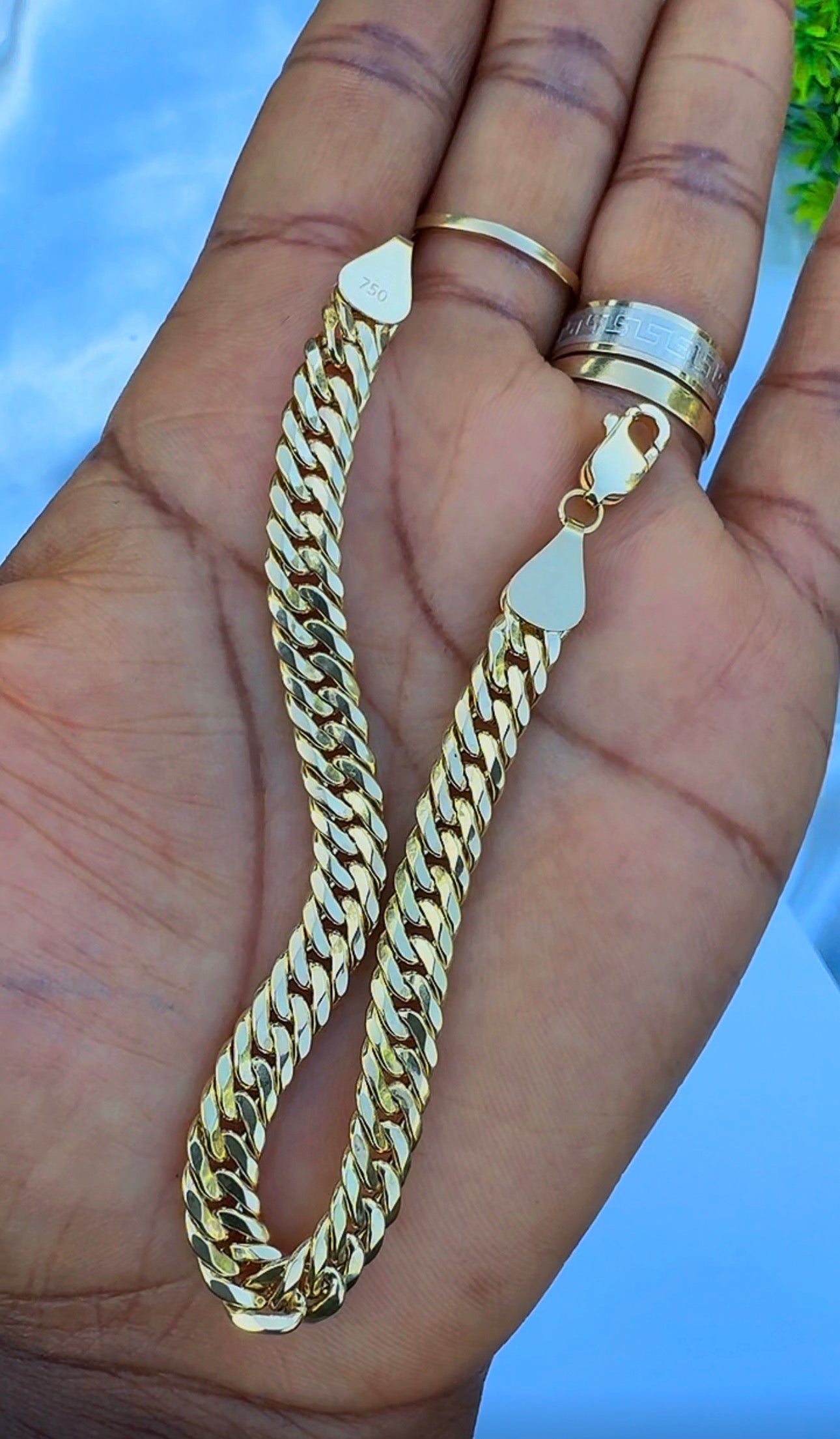 18K Solid Gold Cuban Bracelet – 8 Inches - 5.7g
