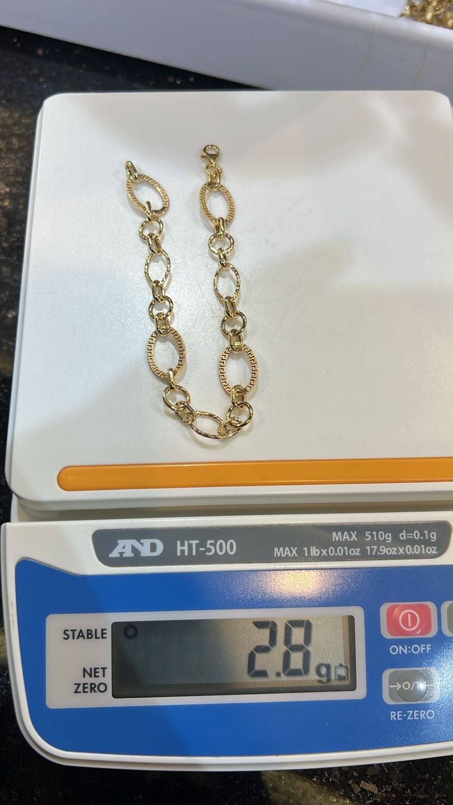 18k Chunky Bracelet | 18 Karat Solid Gold 7.5 Inches (2.8g) (Medium)