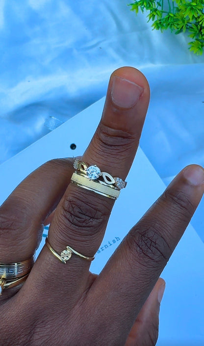 18K Solid Gold Engagement Ring For Women | Size 8 | 2.1g