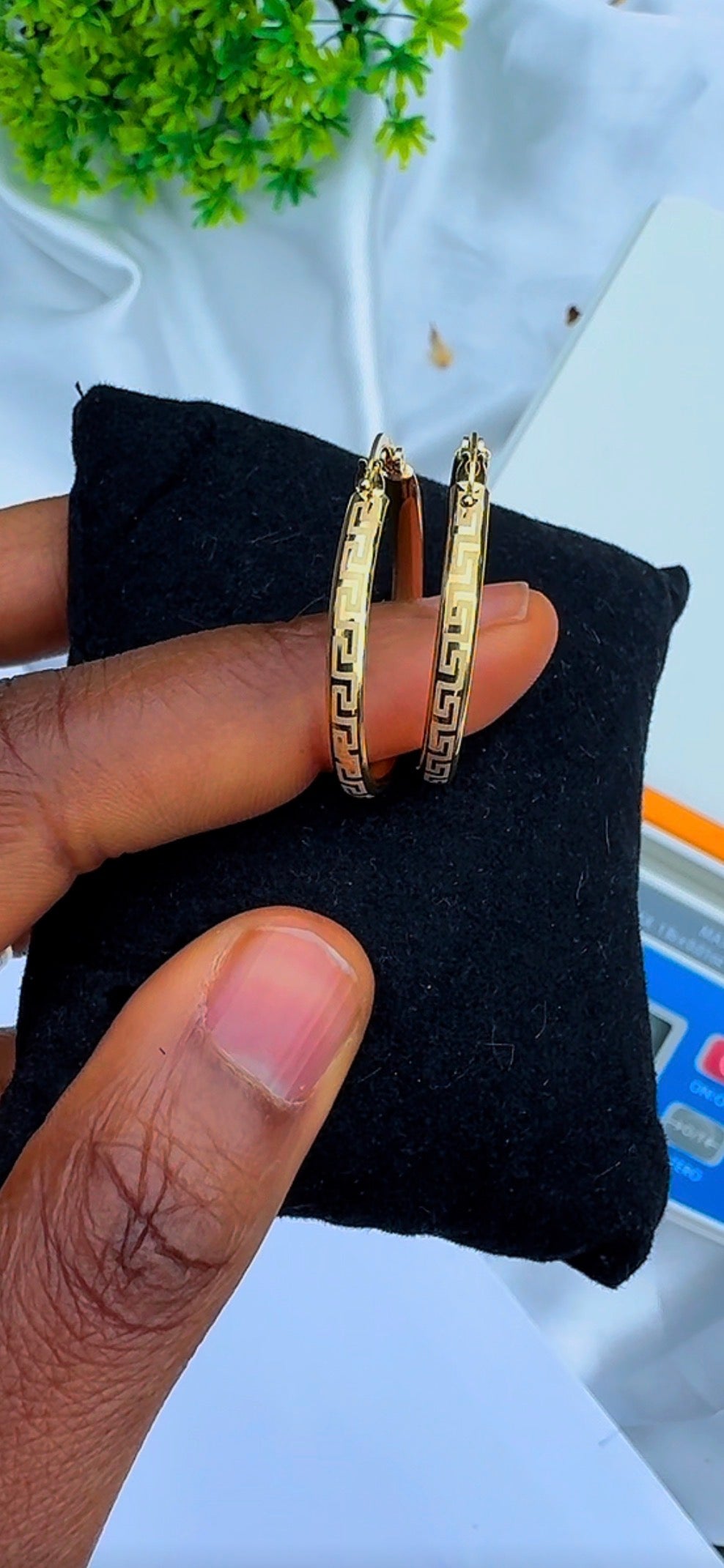Deger 18 Karat Solid Gold Medium Hoop Earrings (3cm | 30mm)