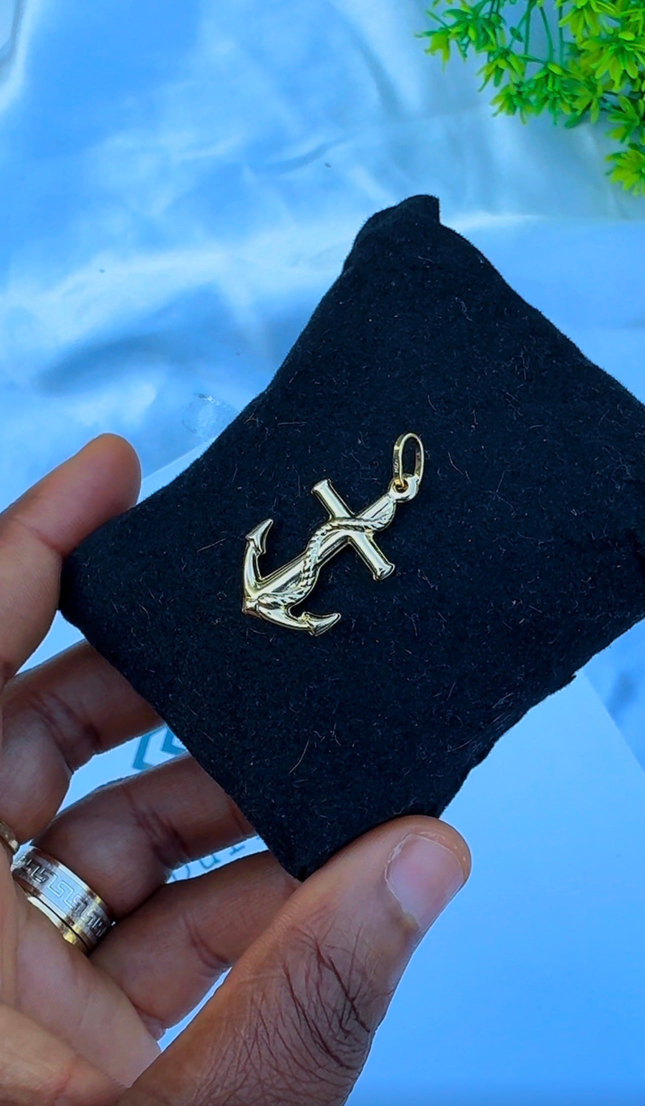 18K Solid Gold Anchor Pendant | 1.1g & 1.4g