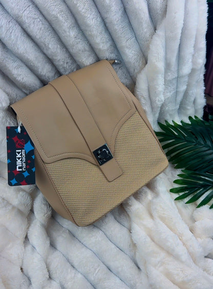 Black & Biege Structured Women's Bagpack {Medium} | LARYZ Everyday 008