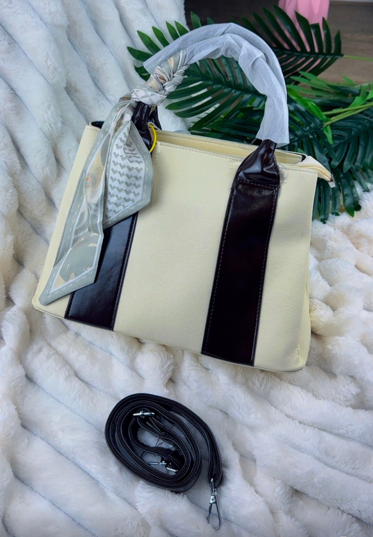 Women’s Cream & BrownTop Handle Bag | LARYZ Everyday 052 | Medium-Big