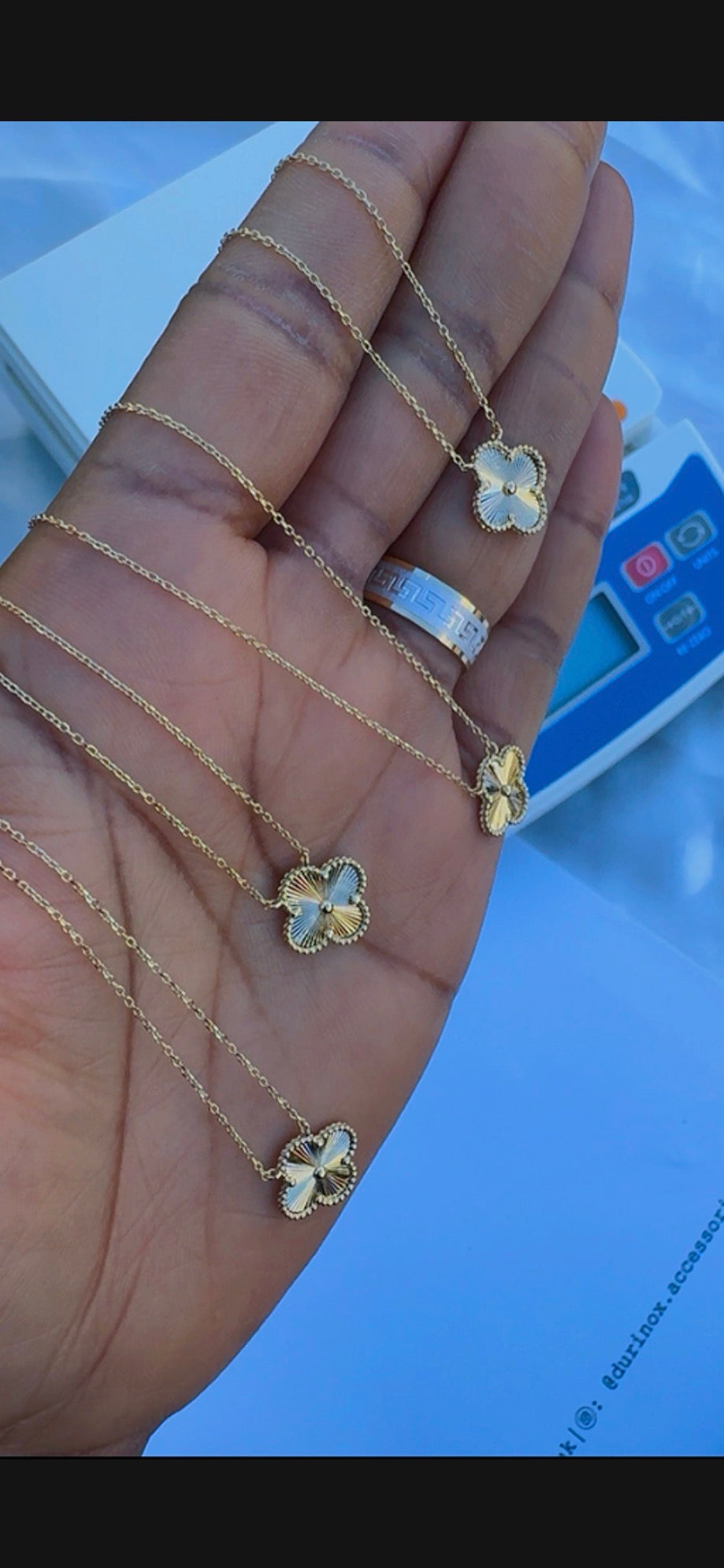 Degacc 18 karat Solid Italian Gold Instant Chain Clover Necklace