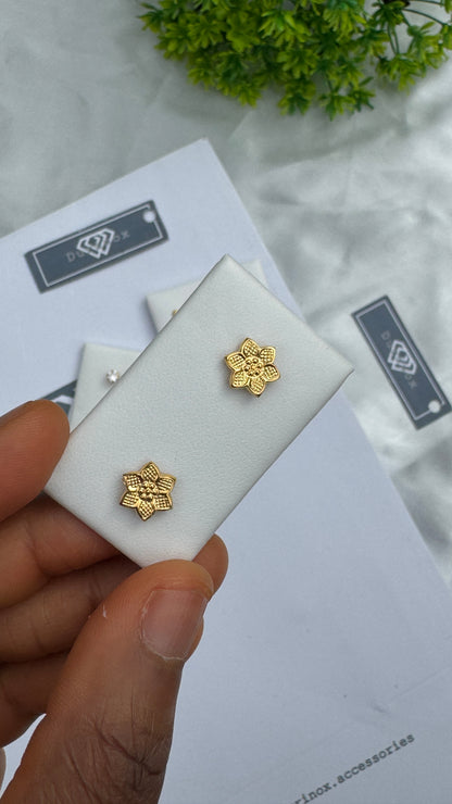 18 Karat Solid Gold Screw Stud Earrings