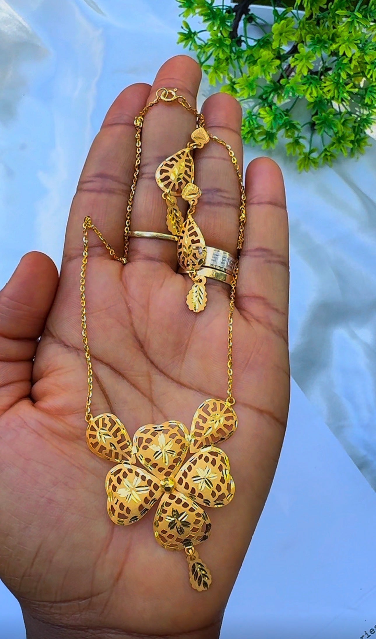 21K Solid Gold Earrings & Necklace Jewellery Set | 6.8g