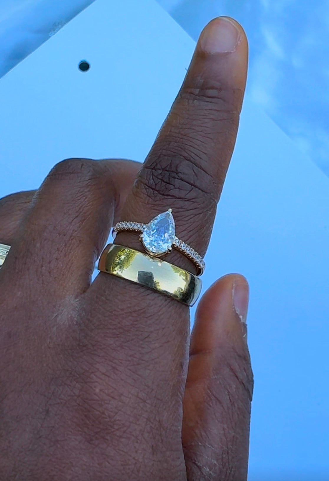 18K Solid Gold Pear Cut | Teardrop Gemstone Ring - Size 8 - 2.6g