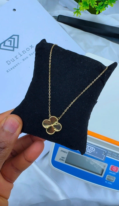 18K Solid Gold Single Motif Clover Chain Necklace 2.9g & 4.4g | 10mm & 12mm